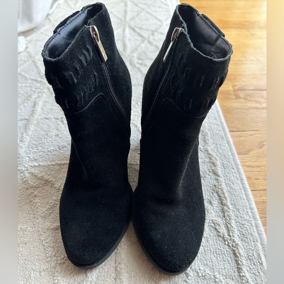 Jessica Simpson Chassie Suede Leather Fringe Booties - Picture 3 of 8